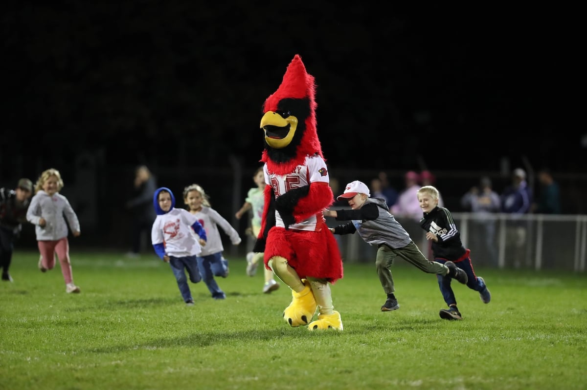 Bavarian Makes Bold Predictions for Saginaw-Area Week 7 Football