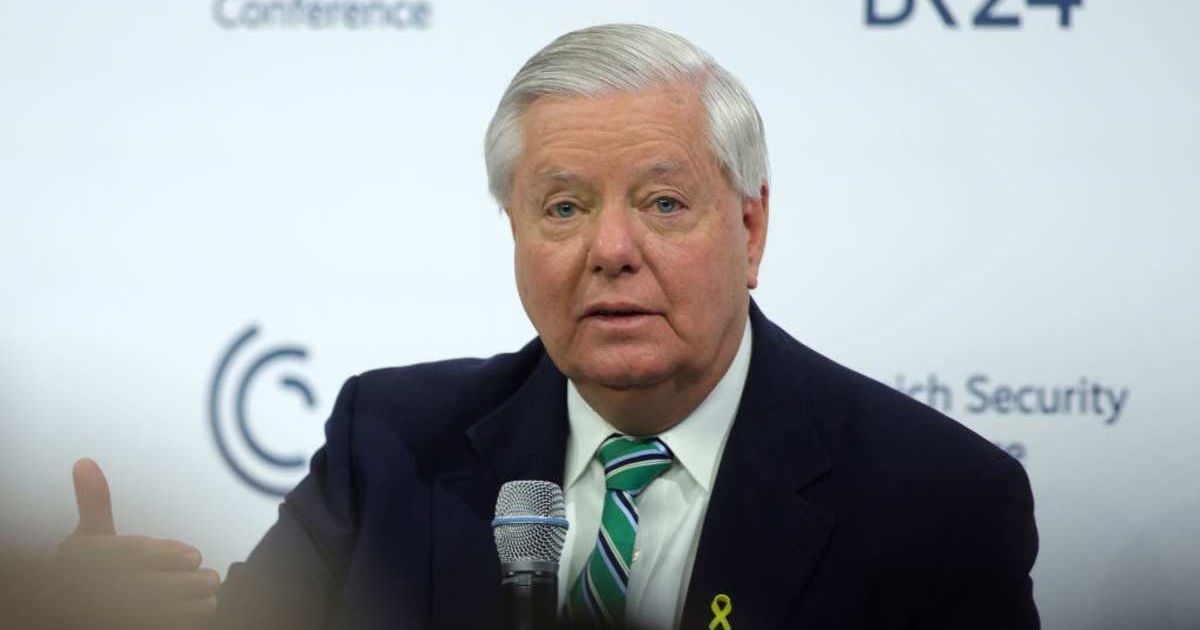 Graham Says "Cuba Libre" as White House Hammers Havana