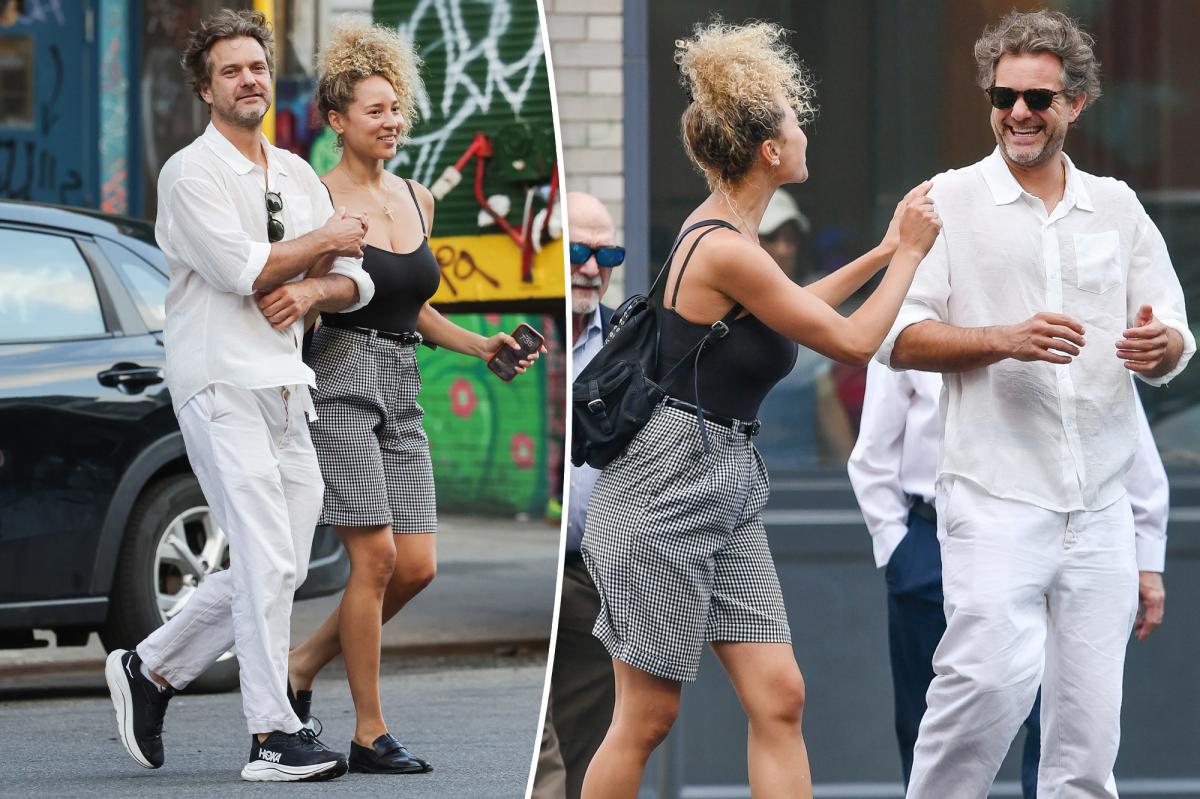 Joshua Jackson And Olivia Burgess Spark NYC Dating Rumors