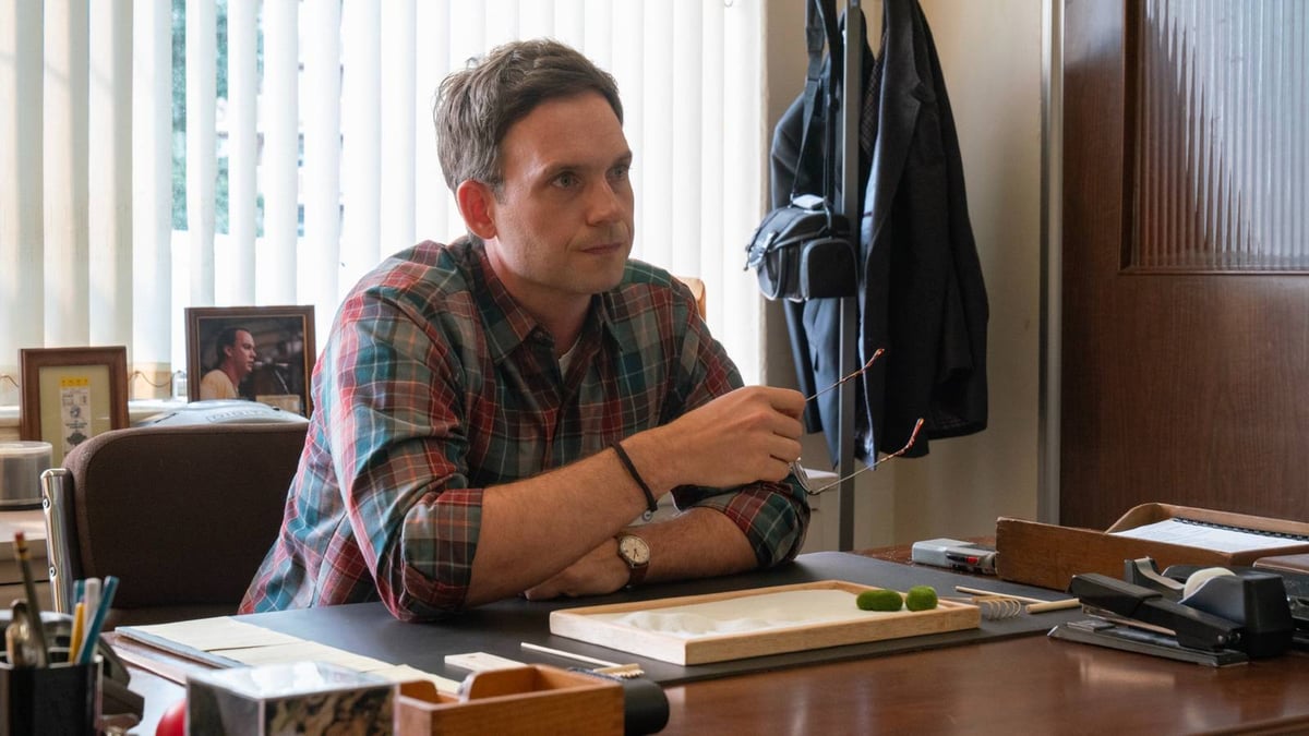 Netflix's 8-Part Thriller Is Wildly Weird