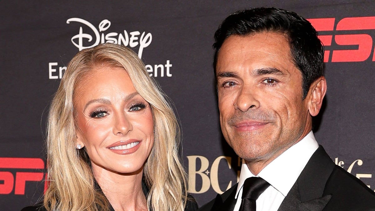 Kelly Ripa Celebrates Son Joaquin's Broadway Debut