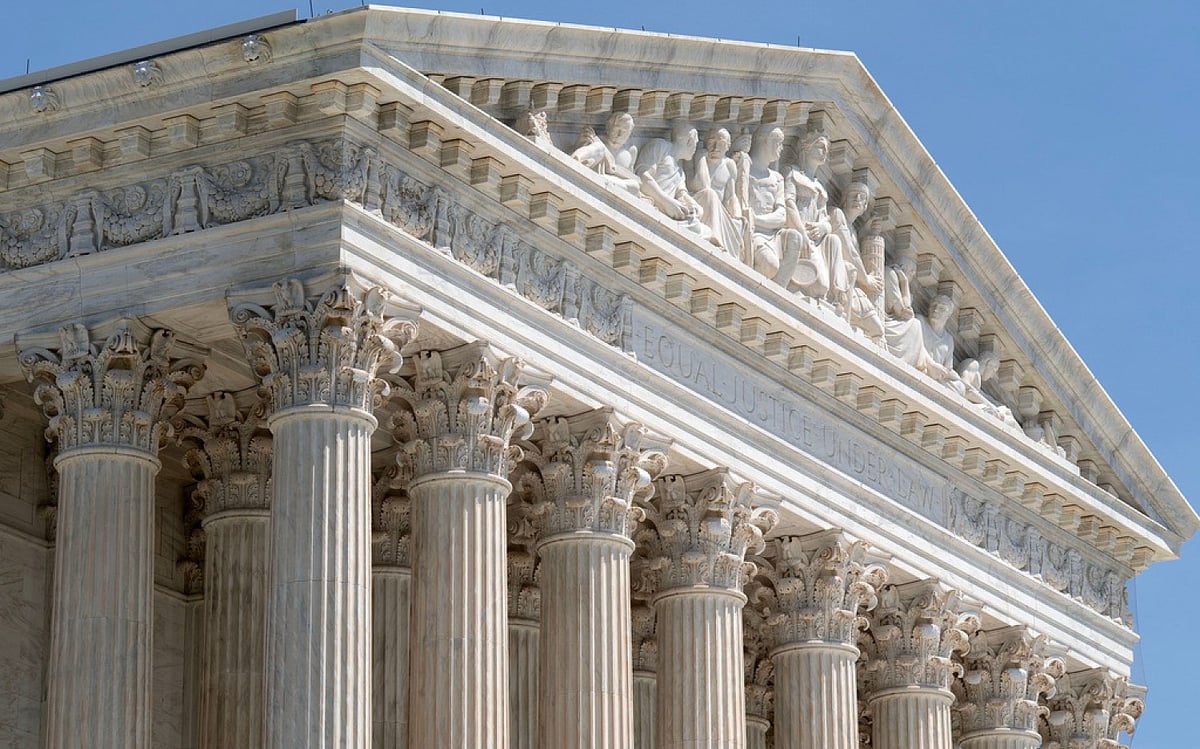 Trump Demands Supreme Court Rehear Birthright Citizenship Case