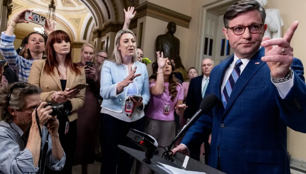 House GOP Faces Rare Discharge Petition Revolt