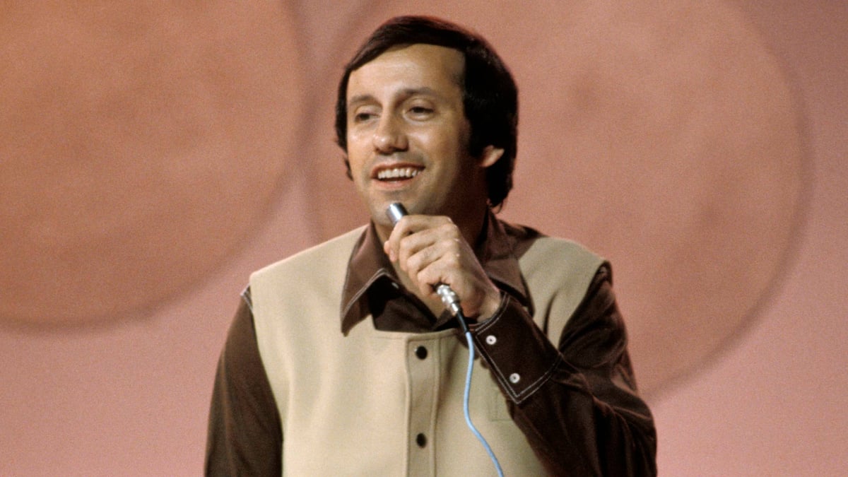 52 Years Ago, a Streaking-Inspired Song Hit No. 1