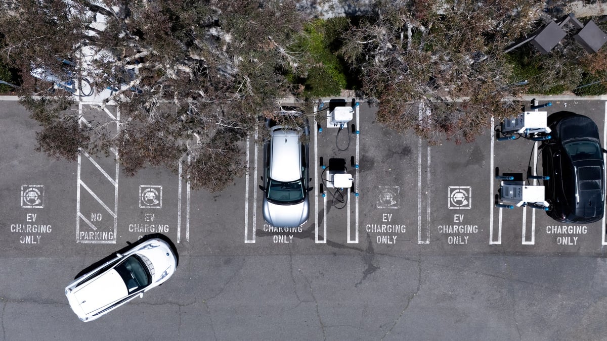 House Lawmakers Push $130 Annual EV Road Fee