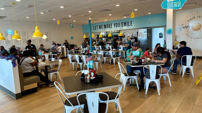 Eggs Up Grill Sets Cocoa Beach Opening Date