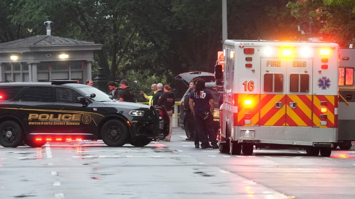 Shooter Identified After Gunfire Exchange Outside White House