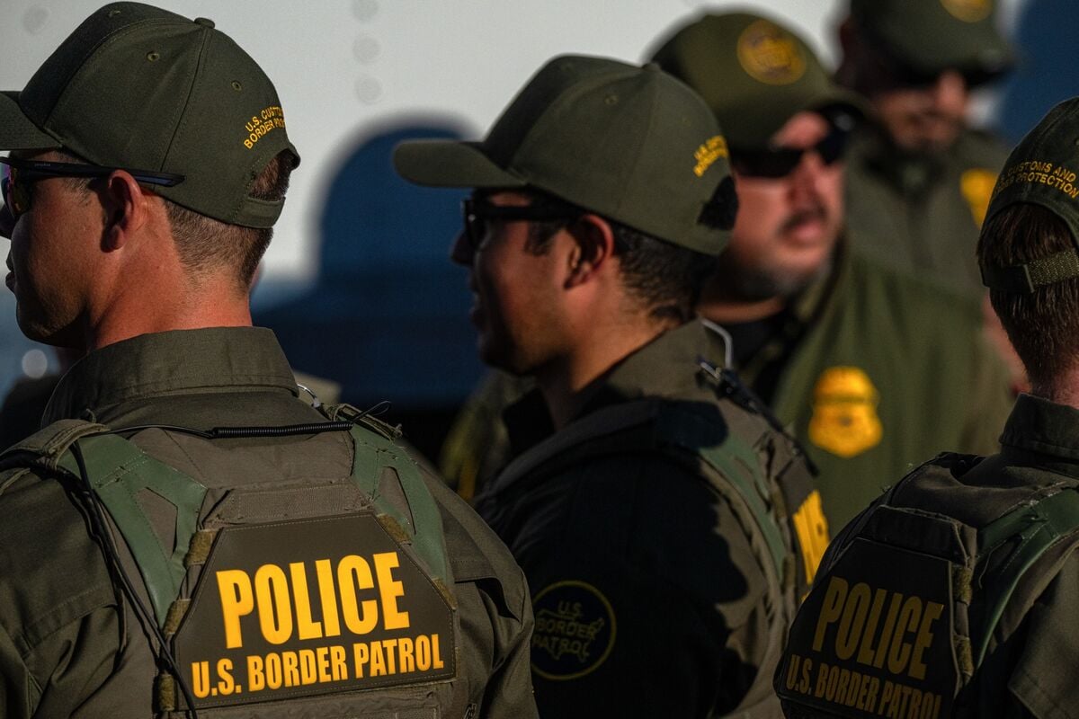 Trump, Senate GOP Set Fast-Track Bill