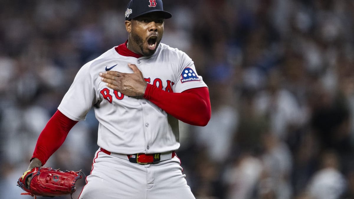 Red Sox Eye Aroldis Chapman In MLB Trade Deadline Buzz