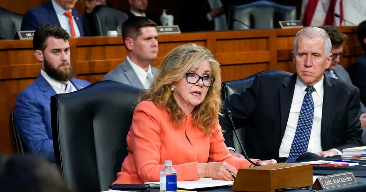 GOP Senator Blackburn Faced Ethics Probe Over Campaign Funds