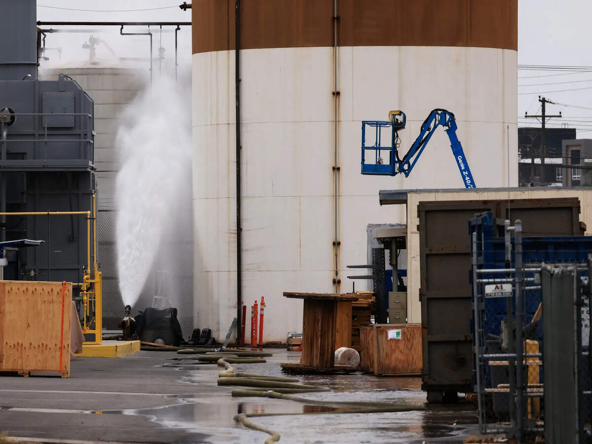 California Chemical Leak Forces 50,000 To Leave - What Is Methyl Methacrylate?