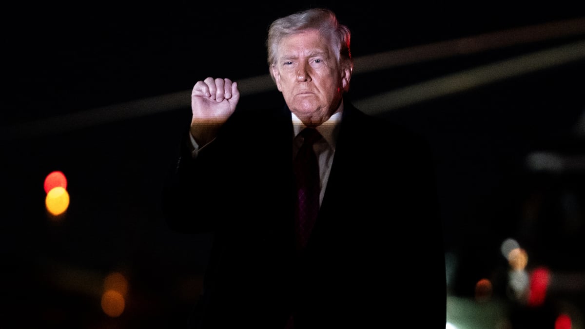 Trump's Iran Ultimatum Draws Dems, Greene Backlash