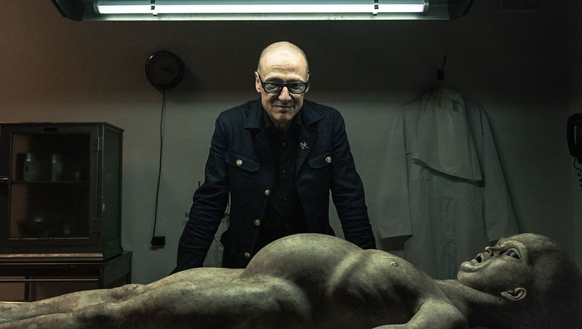 This Alien Autopsy Doc Has Everyone Watching The Skies