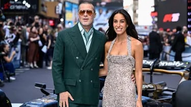 Brad Pitt Makes Instagram Debut With Ines de Ramon
