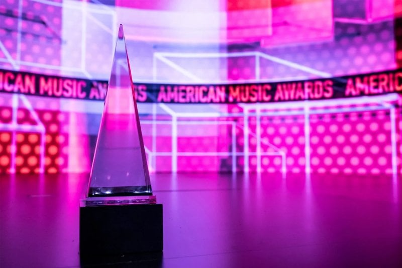 American Music Awards Return With Star-Studded Night