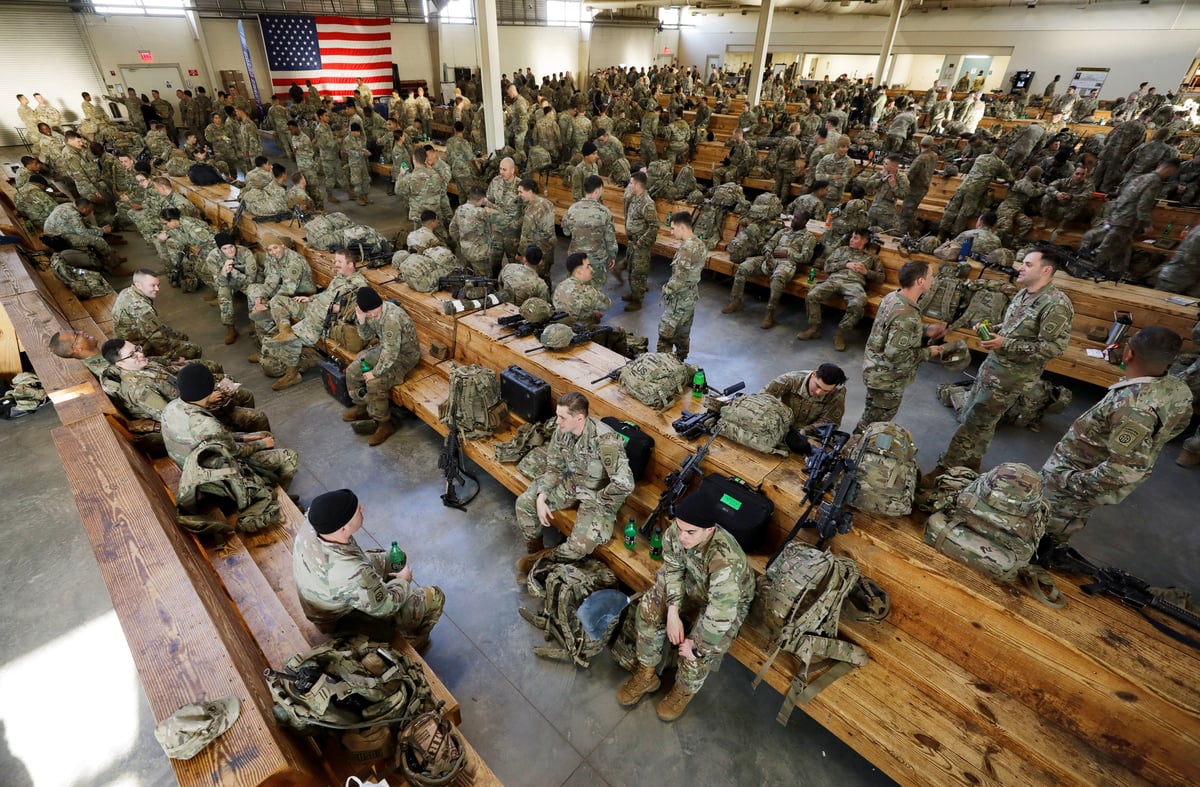 Pentagon Preps 3,000 82nd Airborne Troops for Iran Deployment