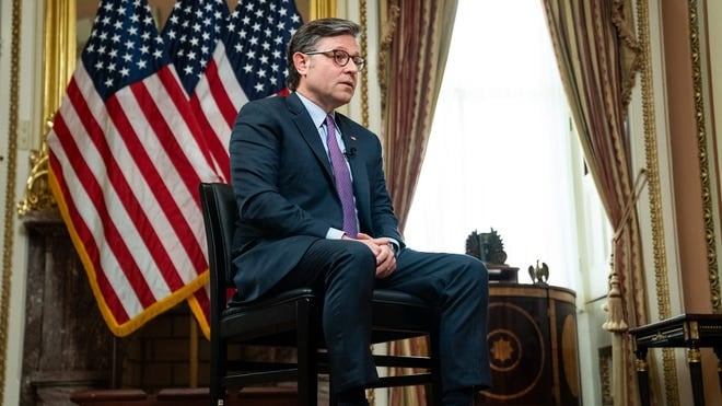 House Speaker Pushes Congress to Restrict Birthright Citizenship