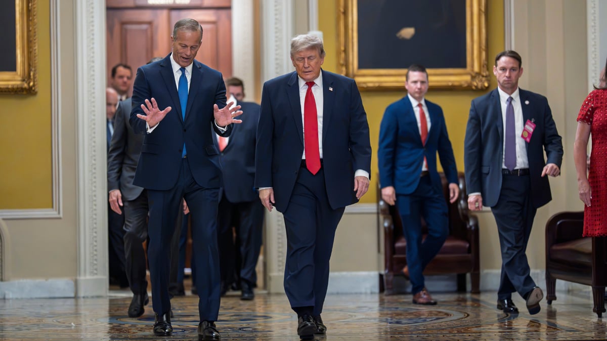 GOP Infighting Creates Opening for Democrats' Comeback