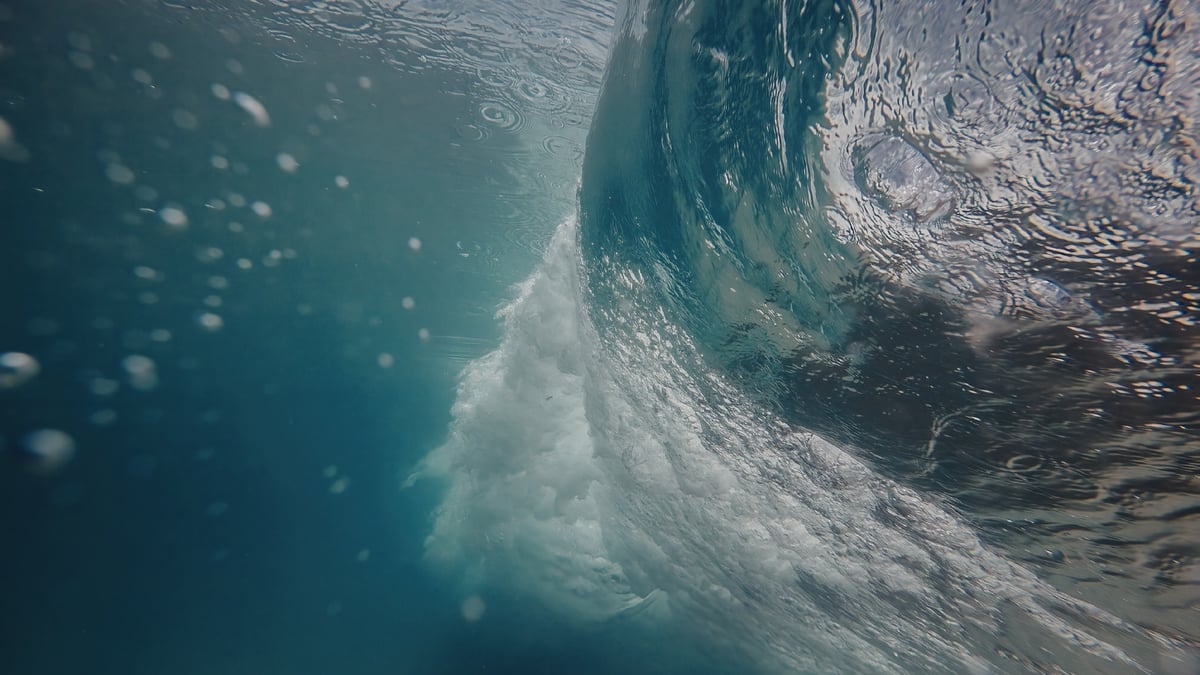 Tsunami Warning Trends on Satellite Images