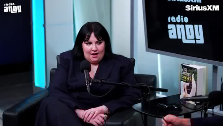 Lena Dunham Pitches MAGA Plot for Girls Movie