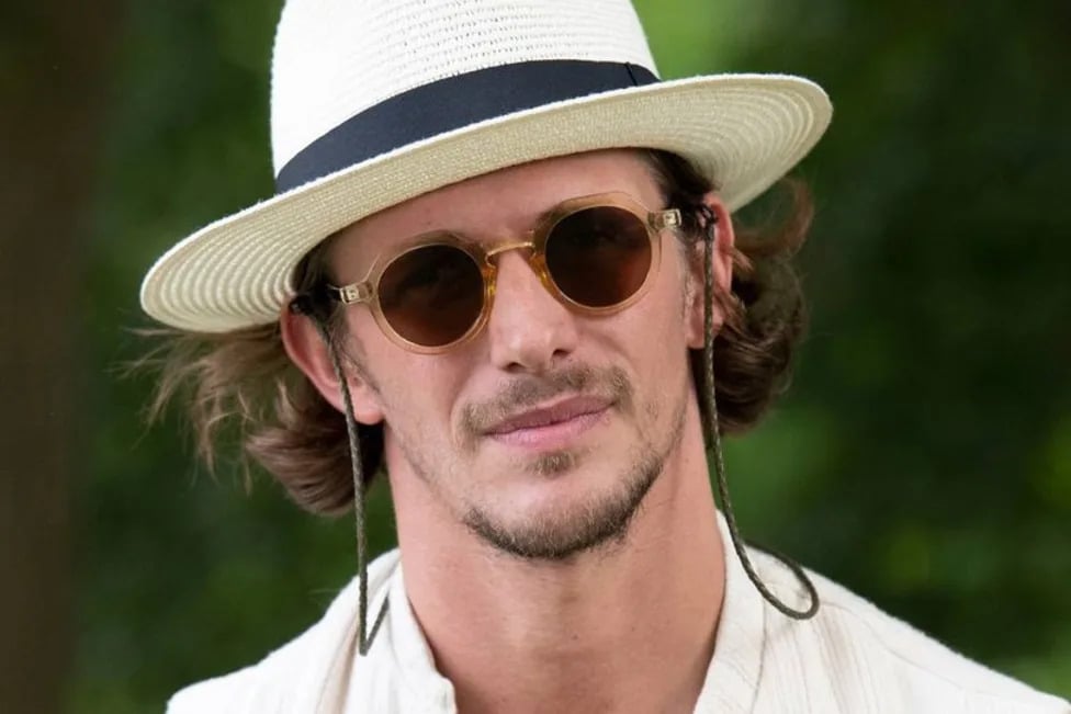 British Reality TV Star Dies at 35 After Freak Glass Door Accident