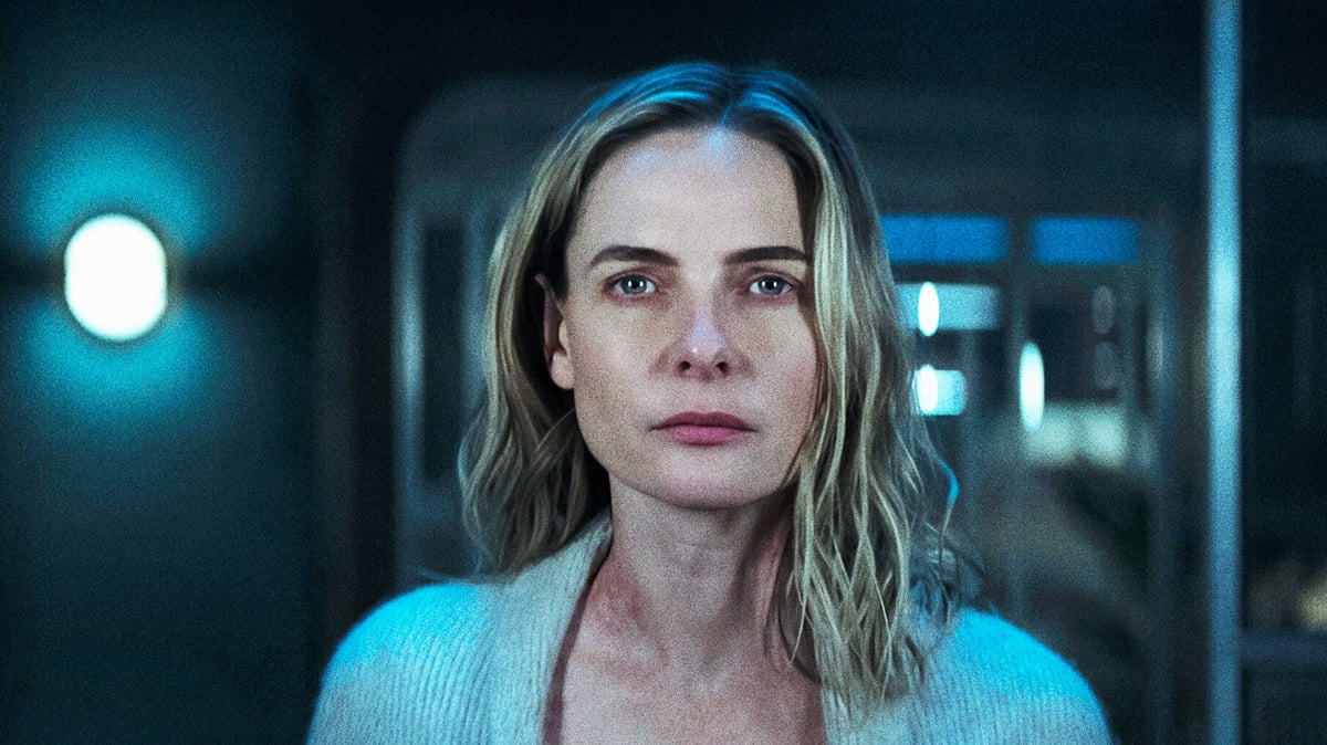 Rebecca Ferguson's Returning Sci-Fi Series Drops Exciting Trailer