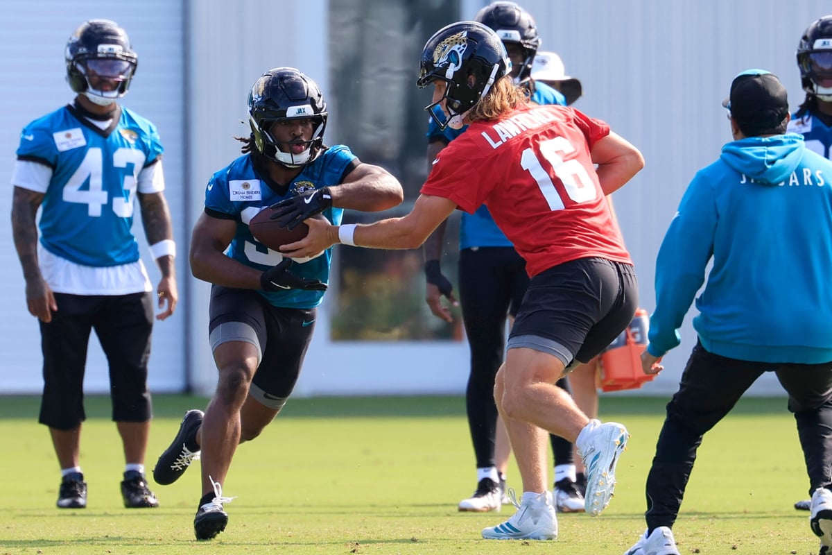 Fantasy Experts Eye Jaguars' New Starter for Breakout Season