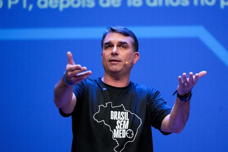 Bolsonaro's Son Pressures Washington to Block Brazil Tariffs