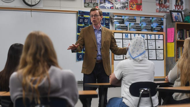 Dusty Johnson Campaigns To Lead South Dakota