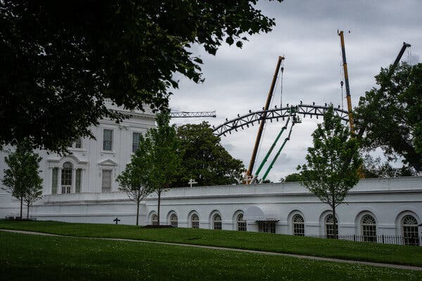 U.F.C. Fight Set To Take Over The White House Lawn