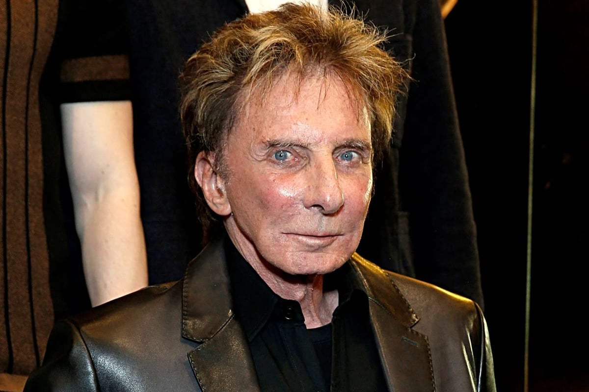 Barry Manilow Opens Up About Lung Cancer and Pneumonia Battle