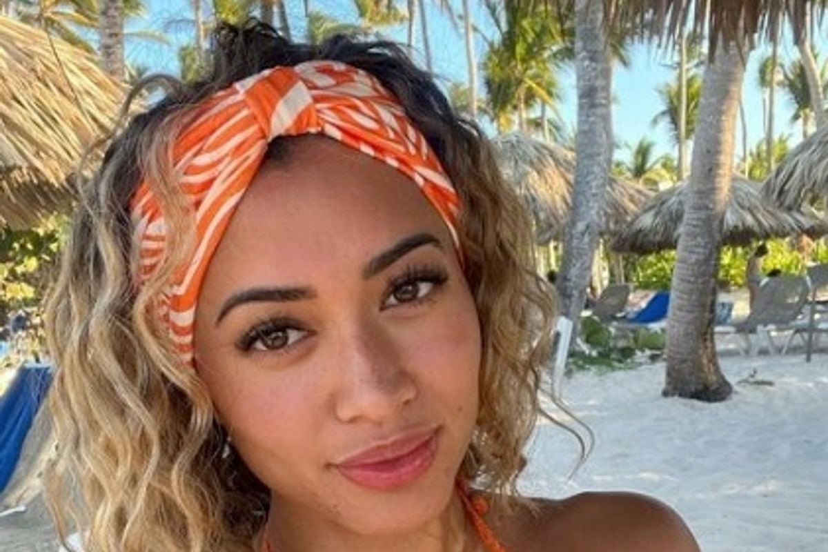 Love Island Star Moves Abroad, Slashes Bills to Just 600 Pounds