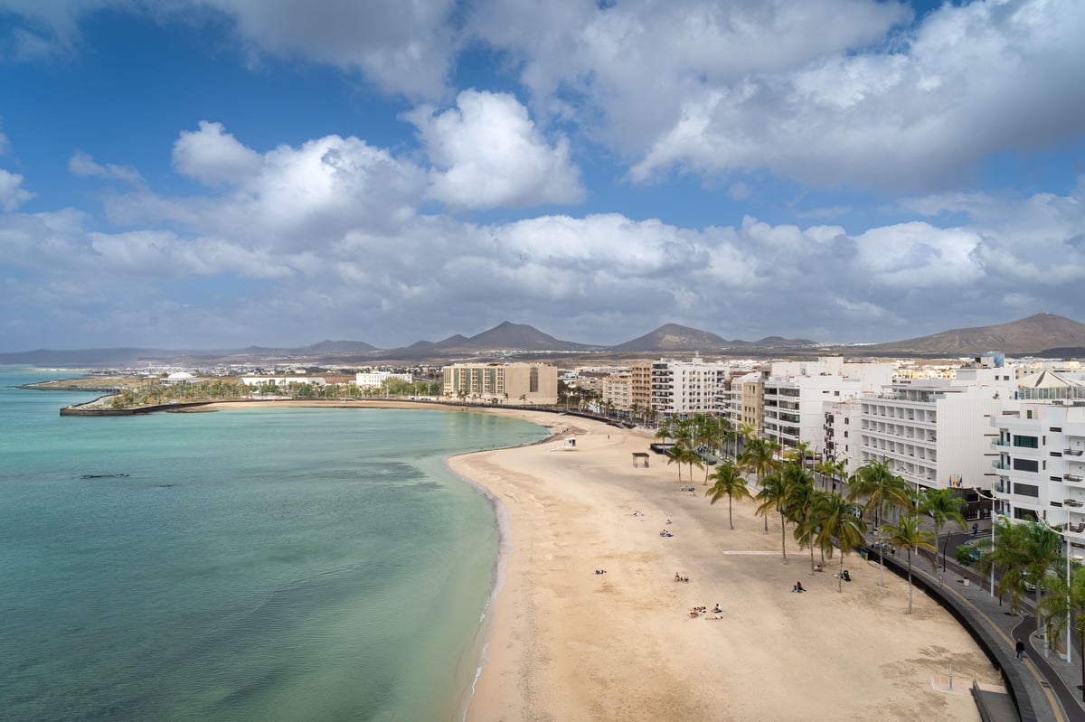 Tui Reports Summer Bookings Drop Amid Iran War, Jamaica Hurricanes