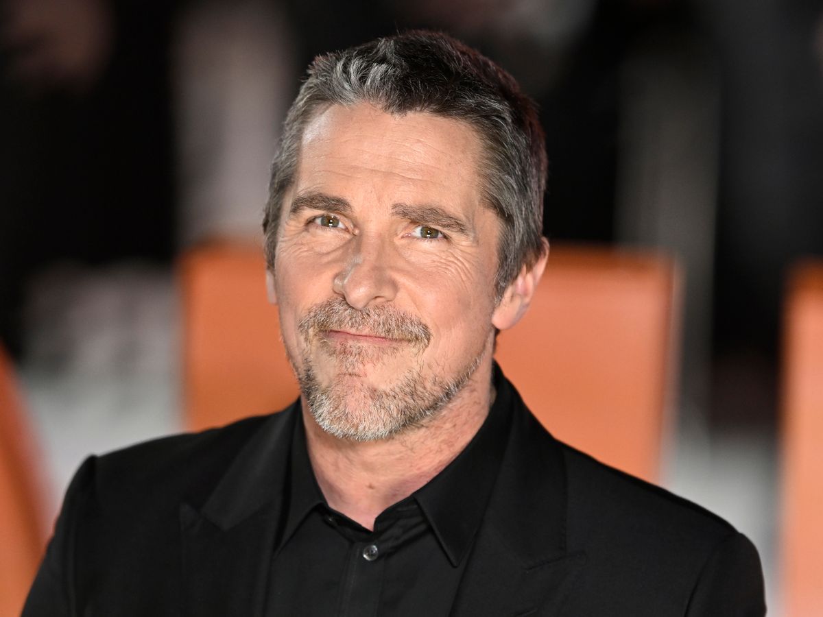 Oscar-Winning Superhero Star's Surprising Fan Warning