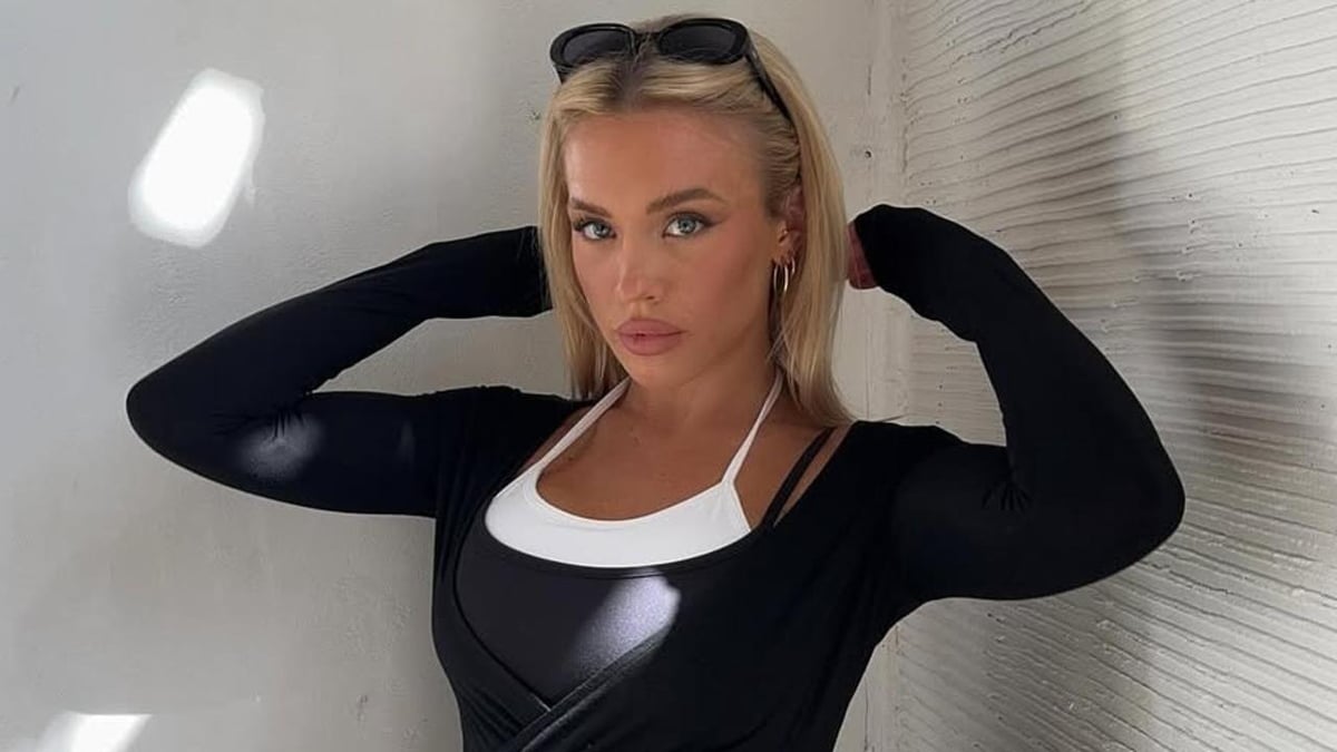 Tammy Hembrow Makes A Surprise New Move