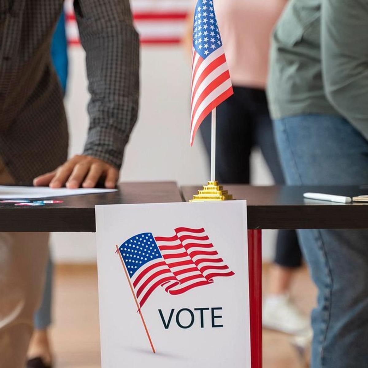 California Open Primary System Faces Election Day Debate
