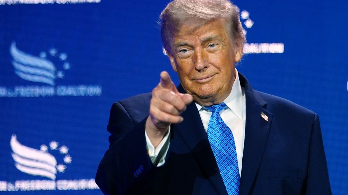 Fact Check: Trump's Communist Claims About Democrats Disputed by Experts