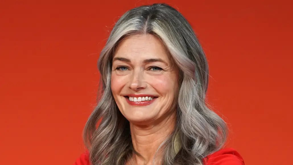 Paulina Porizkova on Stripping to Please Crowds