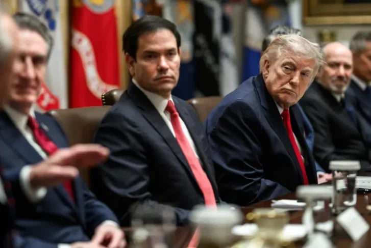 Trump Questions Top Advisers In White House Leadership Battle