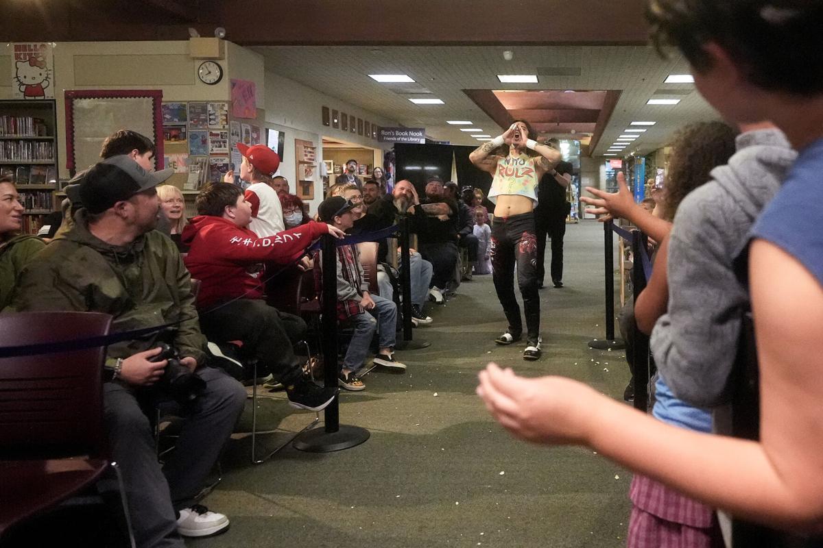 Lucha Library Brings Wrestling Into the Spotlight