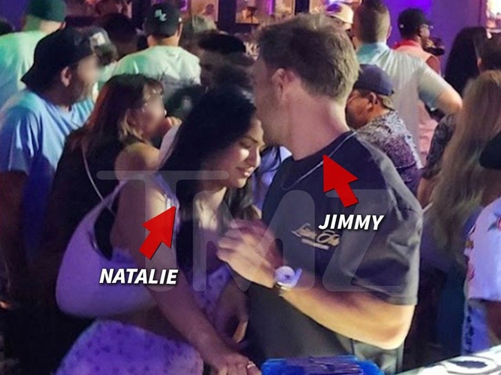 Perfect Match's Jimmy Presnell and Natalie Cruz Get Cozy