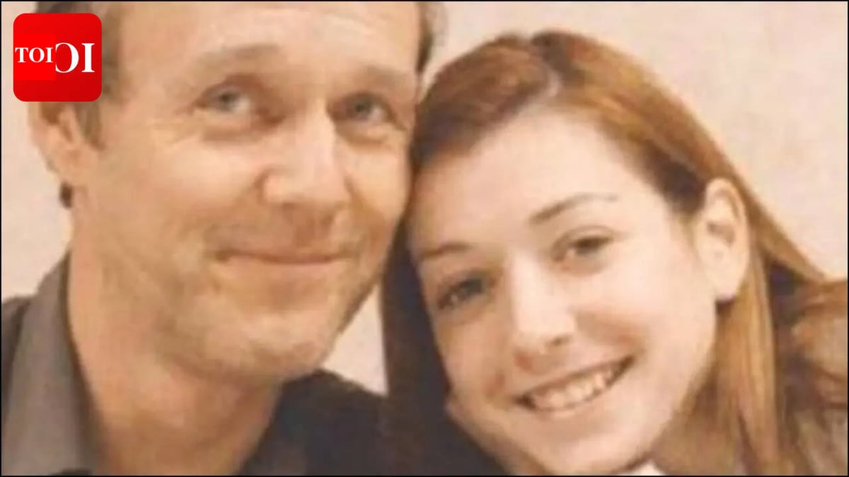 Alyson Hannigan Reflects on Anthony Head With Heartfelt Tribute