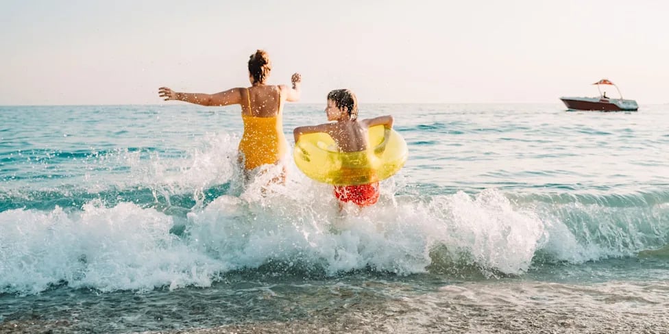 Experts Say This Travel Mistake Can Ruin Your Trip
