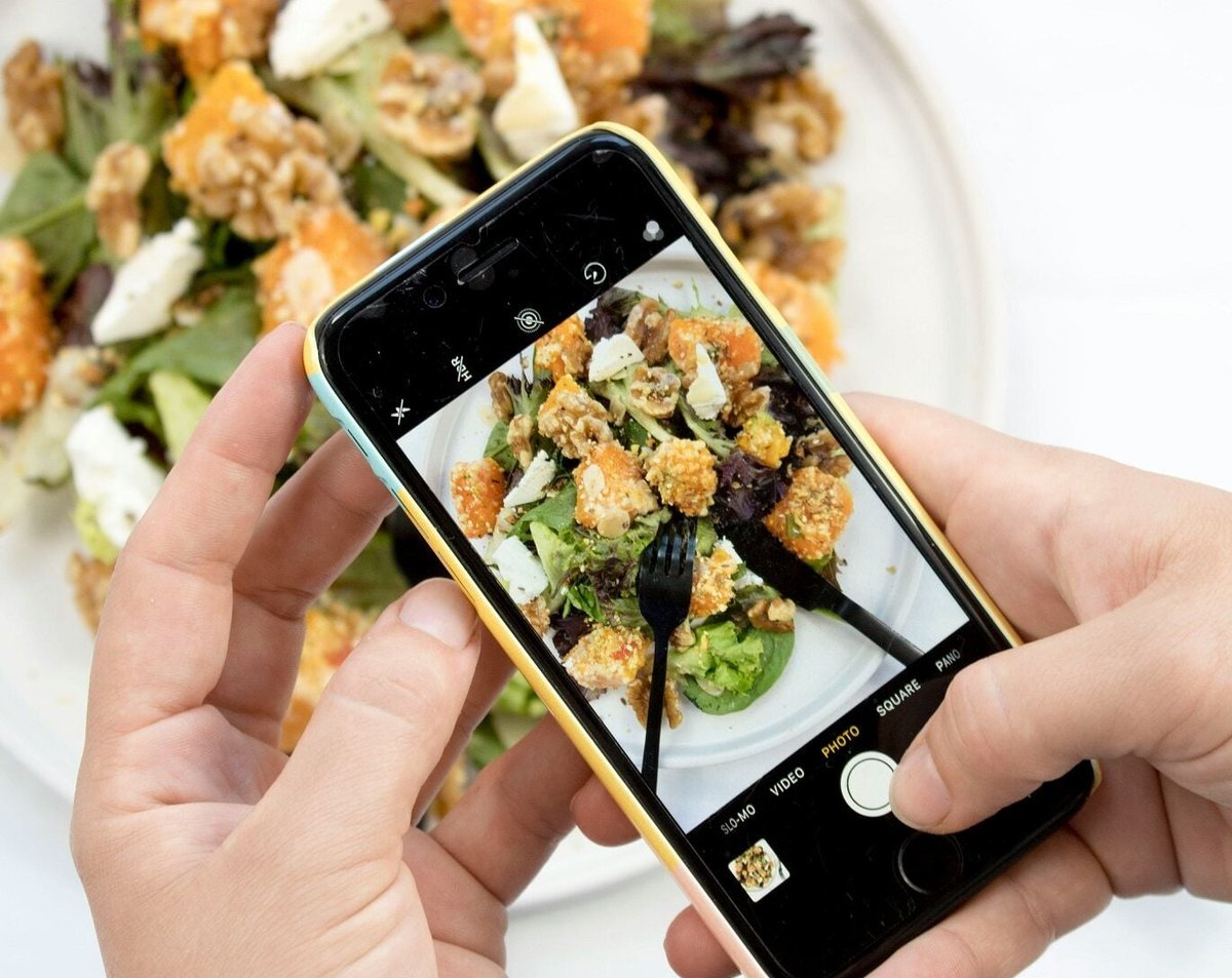 Nutrition Column Says 'What I Eat in a Day' Videos Miss Context