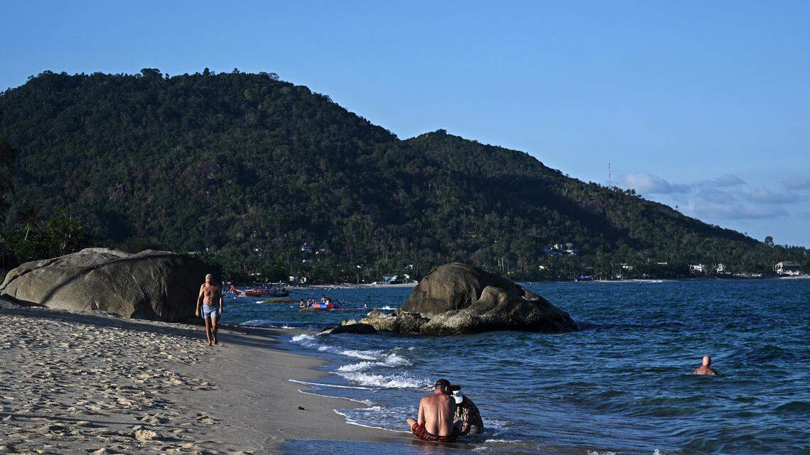 Miami Travelers' Guide to White Lotus Spots