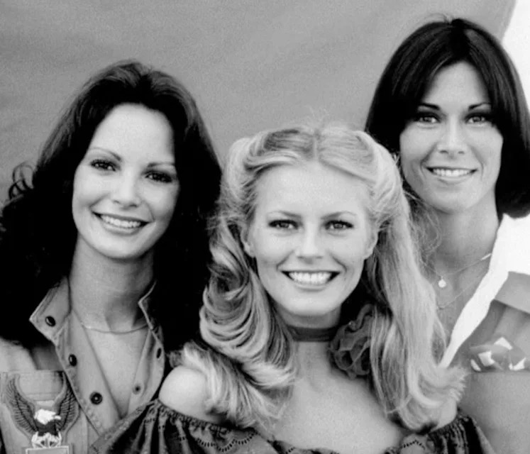 34 Classic TV Shows to Start Binging Tonight