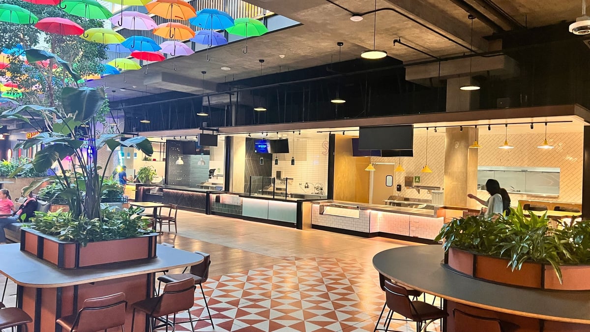 Ambitious Los Angeles Food Hall Struggles At Popular Mall