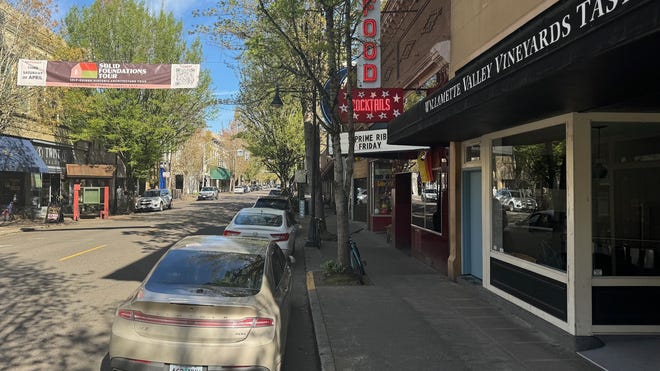 Oregon Main Street Ranks Among U.S. Best