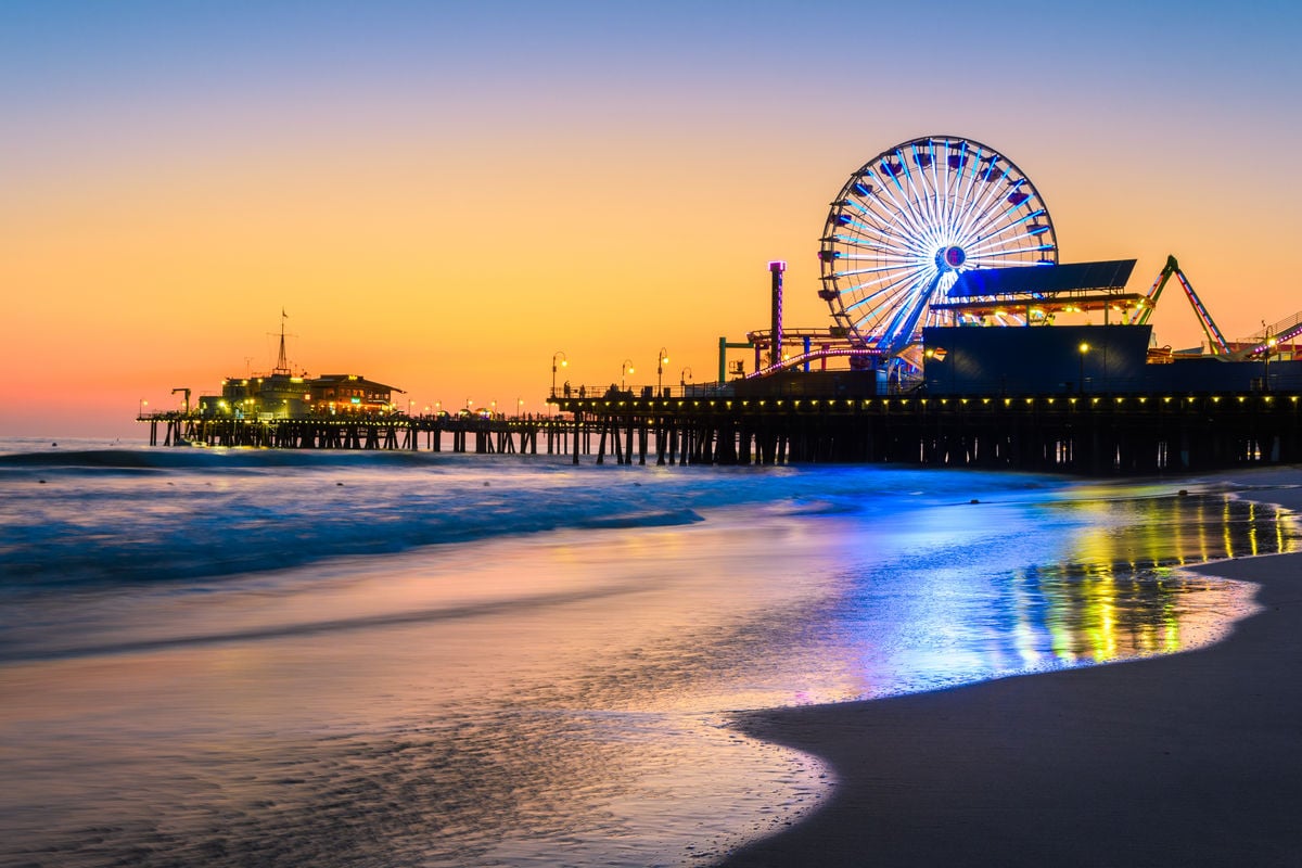 Beach Closures Across US Prompt Health Alerts for Summer Swimmers