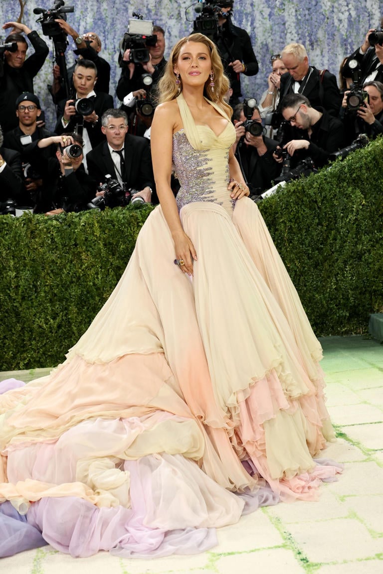 Blake Lively Maps Out Hollywood Comeback After Baldoni Deal